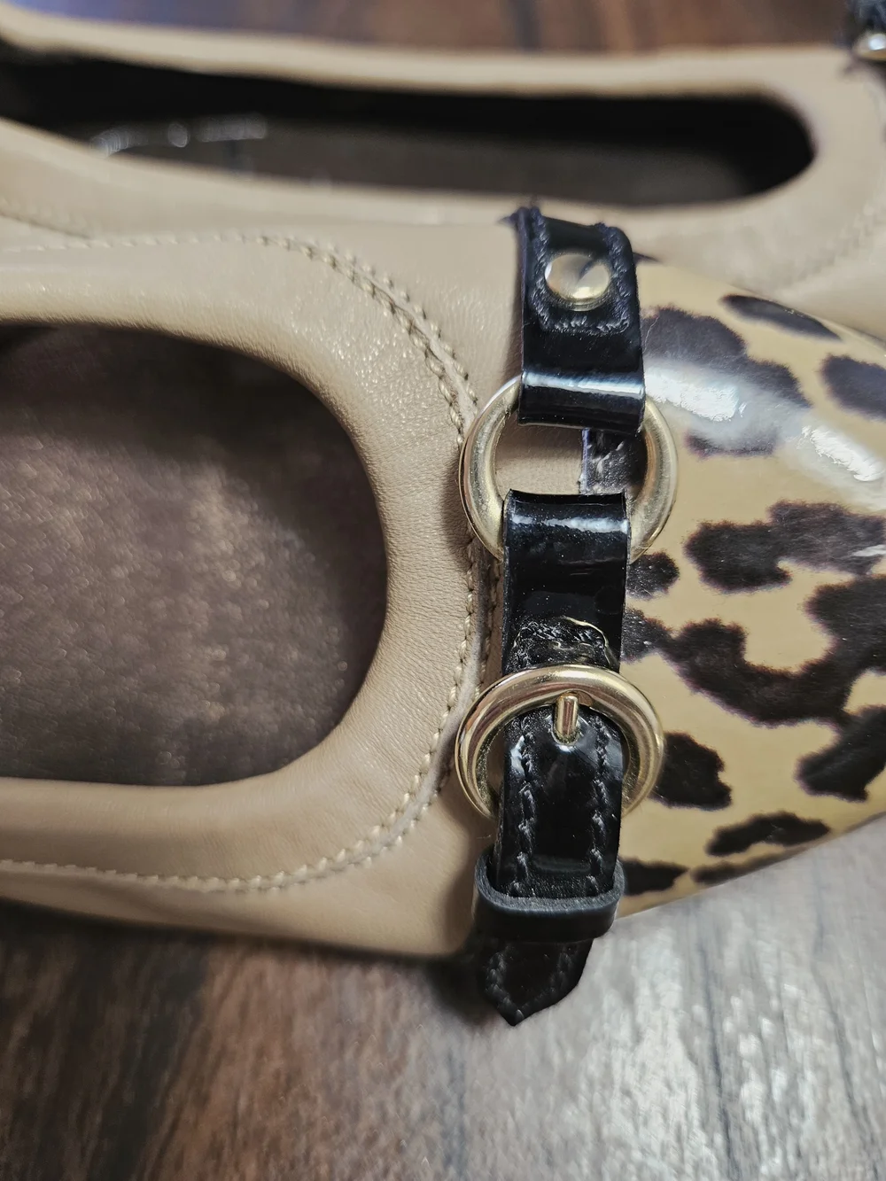 AGL Atilio Giusti Leombruni,Balet Flats Leopard-Print Toe and Black Trim,Size 35